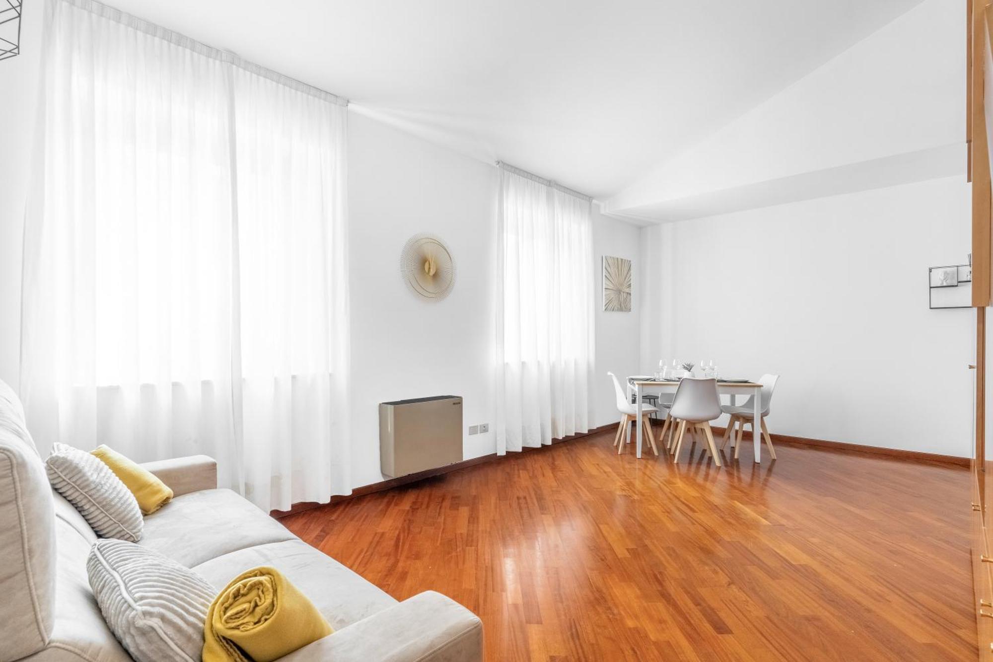 Central Luxurious Apartment Duomo A/C-Wi-Fi Free Milão Exterior foto